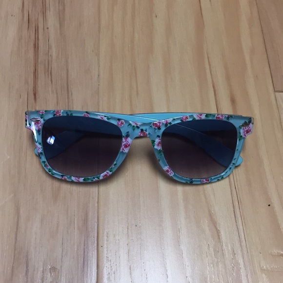 Accessories - Floral Sunglasses